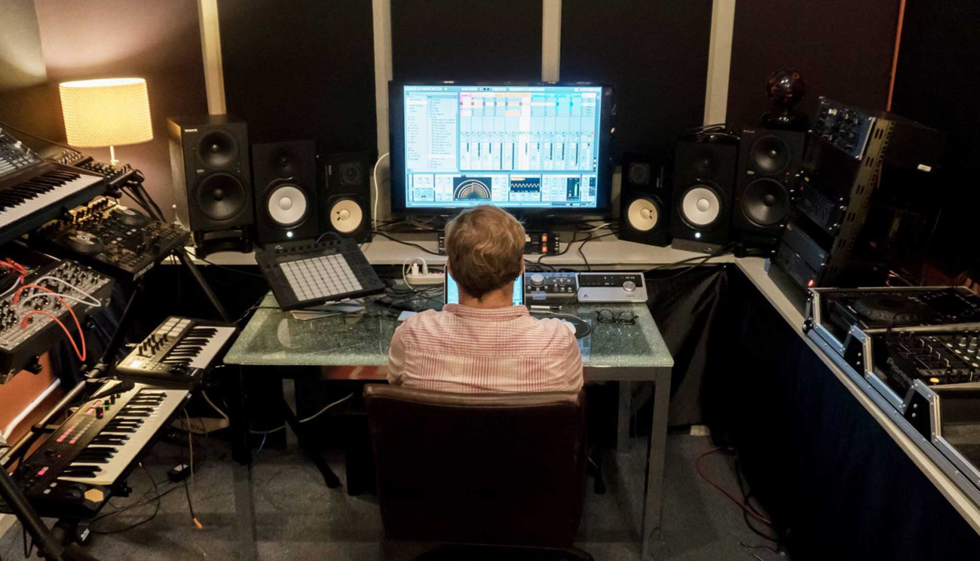 Electronic Music Academy 120 hrs SOLO | Hong Kong