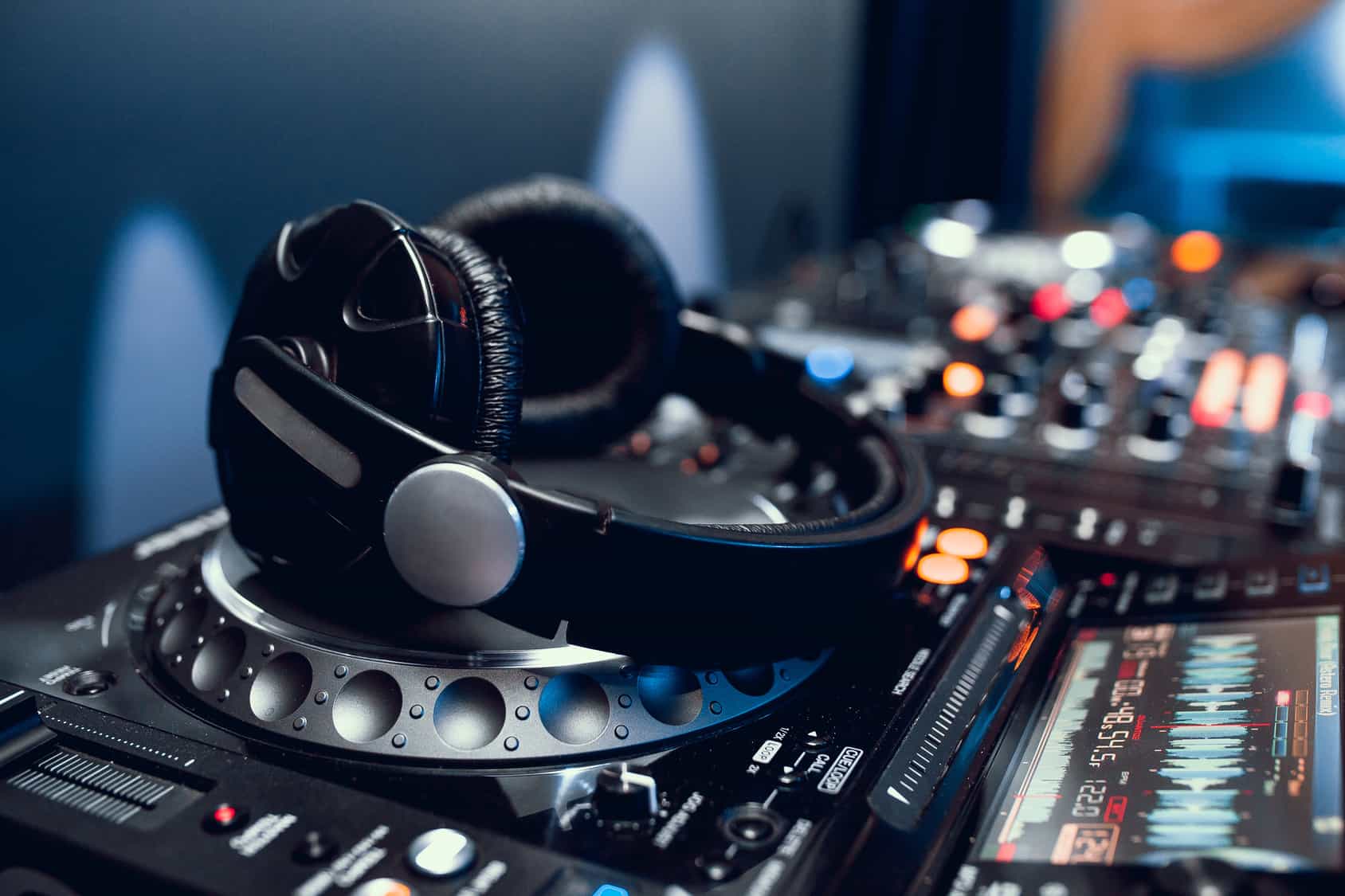 Electronic Music DJ Course | Hong Kong
